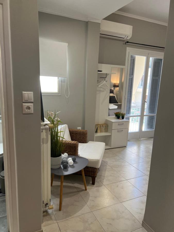 Living Near Acropolis By Sylvia Staikou At Nikis Str Apartment *