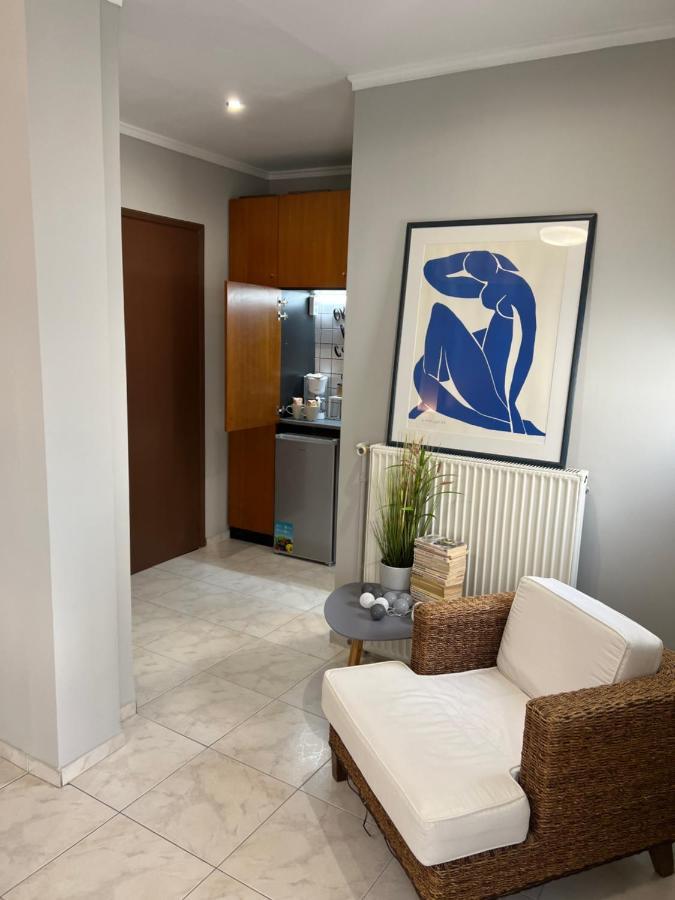 Apartment Living Near Acropolis By Sylvia Staikou At Nikis Str