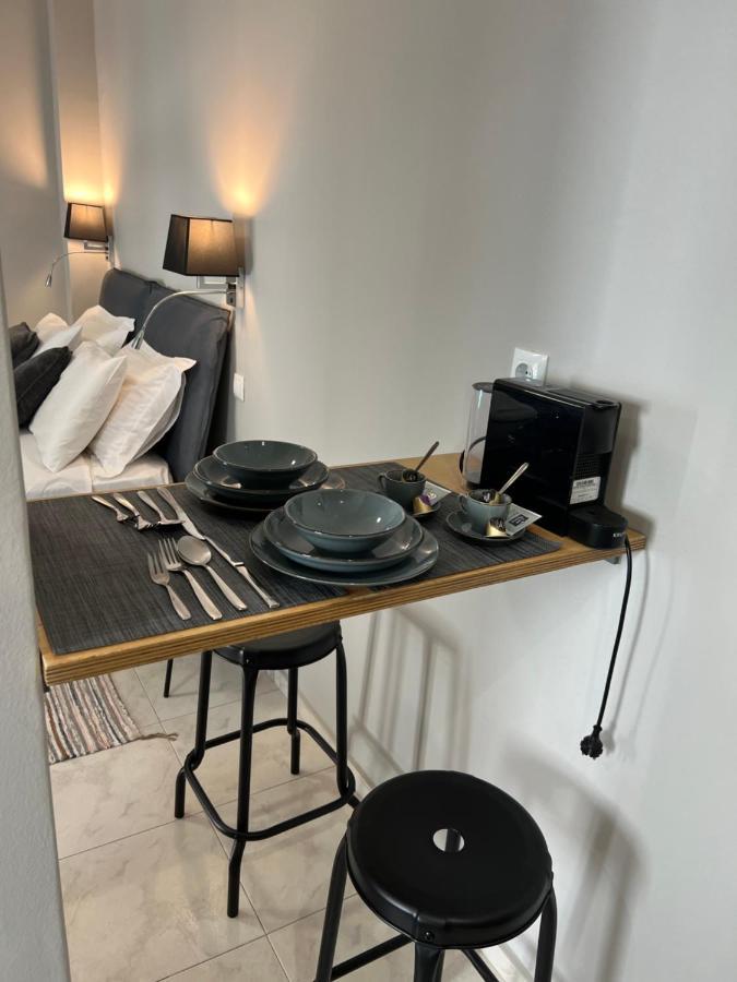 Living Near Acropolis By Sylvia Staikou At Nikis Str Athen